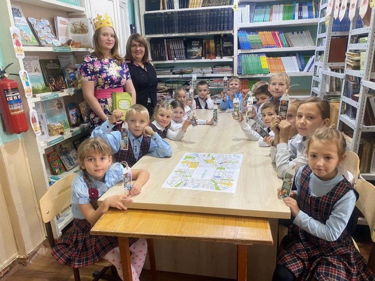 Мероприятие для первоклассников «В гостях у Королевы Книжки»..